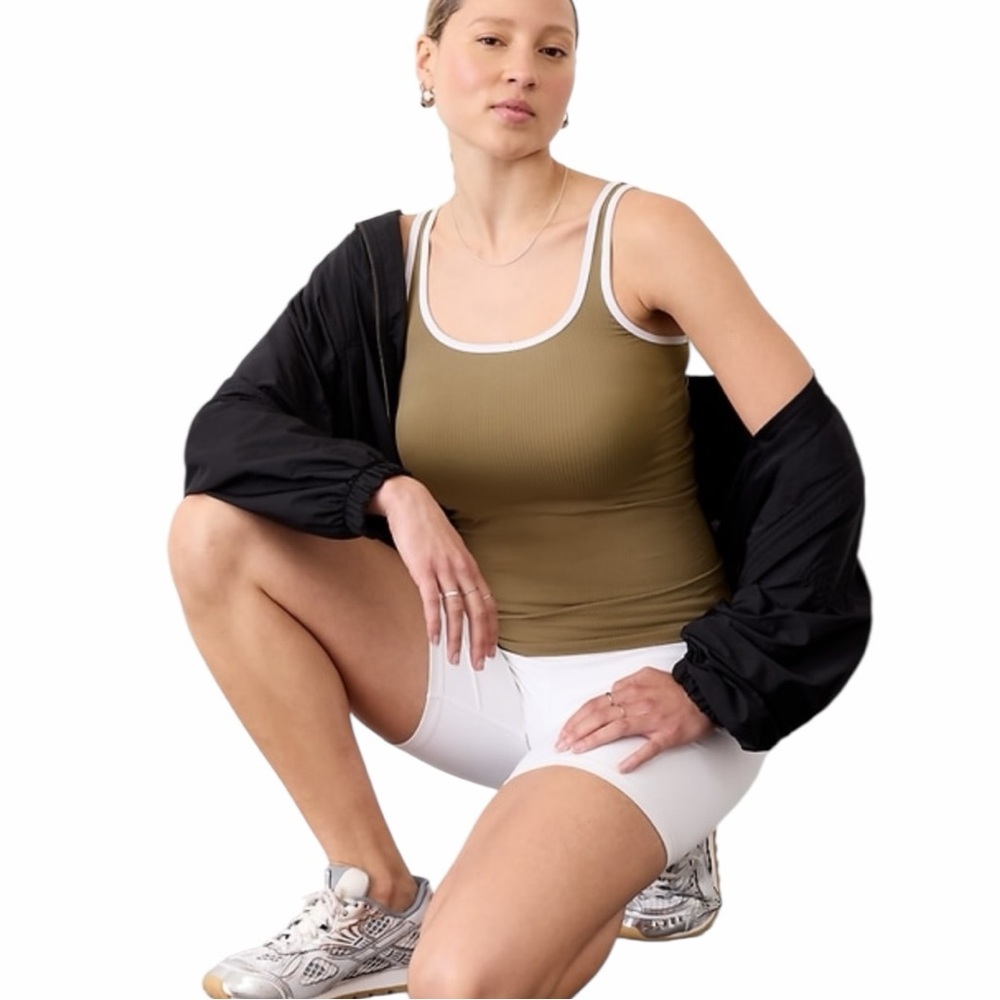 NWT Athleta Renew Seamless Square Neck Tank - Brownstone Beige/Bright White/XS